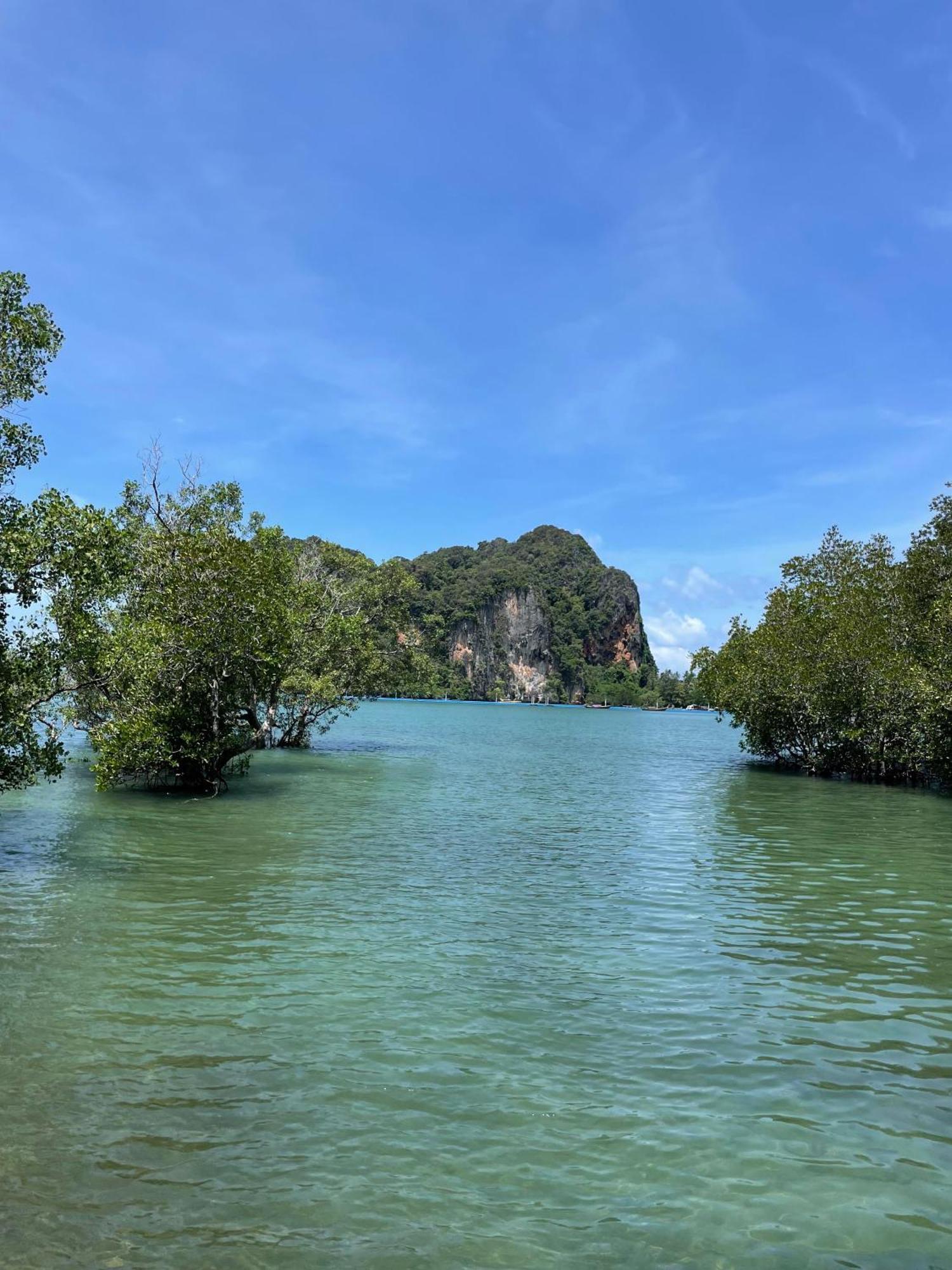 Social Quarters Blanco - Youth Hostel 18 To 35 Only Railay Beach Zewnętrze zdjęcie